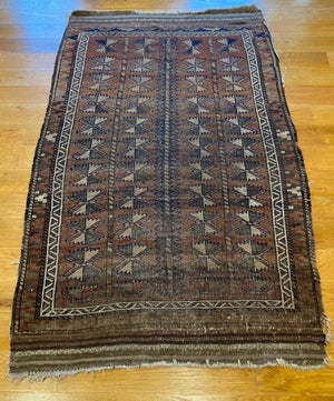 5'5" X 3'4" Antique Baluch Rug