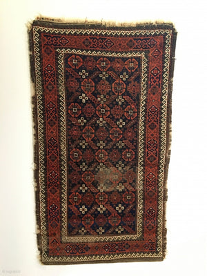 5'6" X 3'1" Antique Baluch Rug