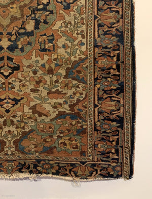 4’8” X 3’5” Antique Ferahan Sarouk Rug