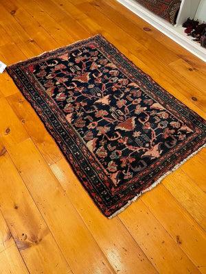 2'7" X 3'10" Antique Persian Lilihan