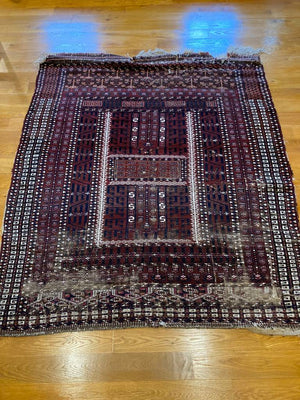 6'5" X 5'2" Antique Saryk Ensi Rug