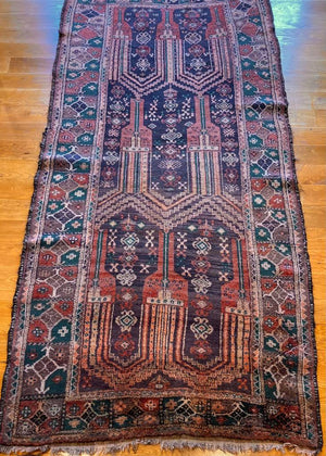 8'4" X 3'10" Baluch Long Rug