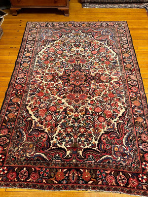 6'8" X 4'5" Fine Bakhtiari Village Rug