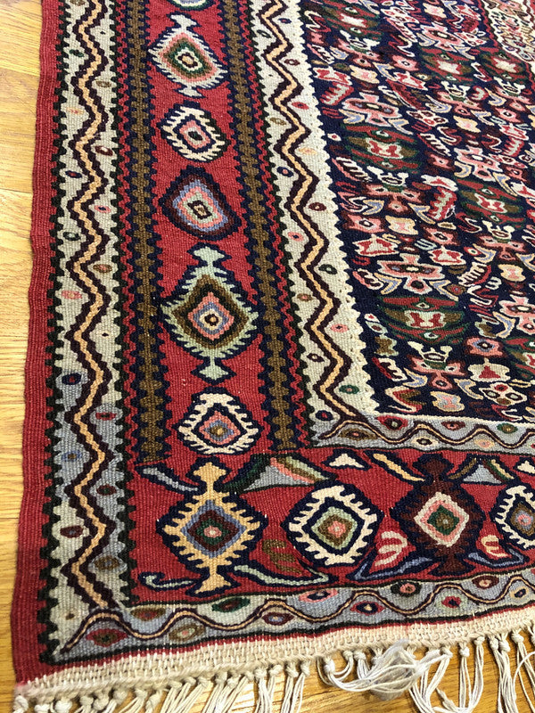 8' X 5' Fine Persian Senneh Kilim