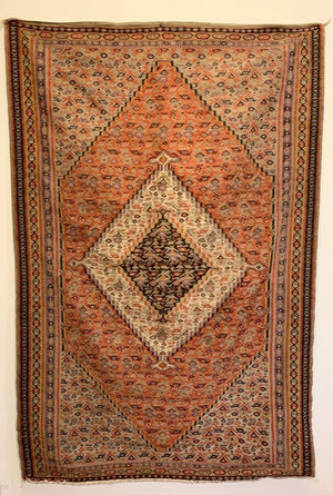 4’4" X 6’7" Fine Senneh Kilim