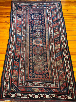 7' 4" X 4' Khamseh Long Rug