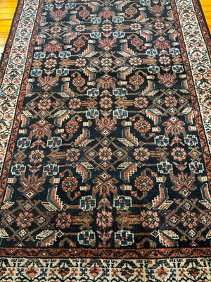 6'9" X 4'4" Old Veramin Carpet