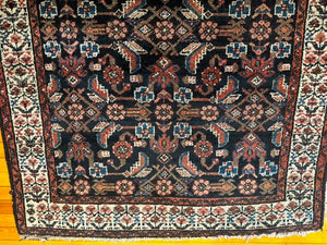 6'9" X 4'4" Old Veramin Carpet