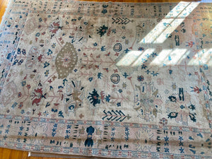 9'8" X 13'10" Oushak Area Rug