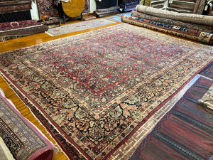 13'7" X 10'3" Persian Sarouk Rug