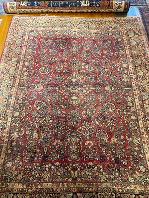 13'7" X 10'3" Persian Sarouk Rug