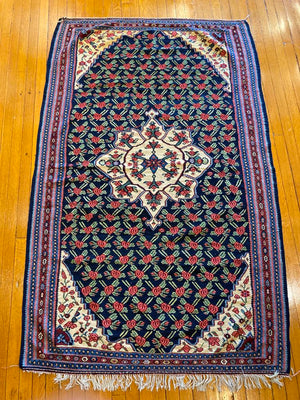 7'3" X 4'4" Senneh Kilim