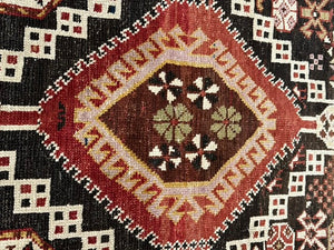 9'6" X 4'7" Shirvan Long Rug