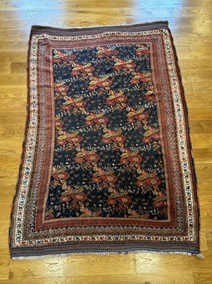 5'8" X 4'5" Stunning Afshar Rug