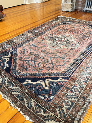 3’6" X 5’3" Vintage Persian Lilihan